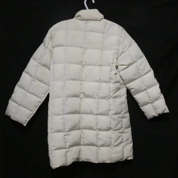 Liz Claiborne | medium | Reversible Black - White Quilted Puffer Coat - Picture 2 of 16